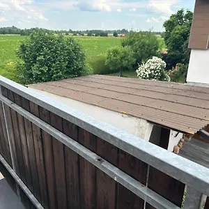 Greenleaf Walhalla-apartment - Highspeed Wlan - Netflix - Suedbalkon , Tegernheim Deutschland